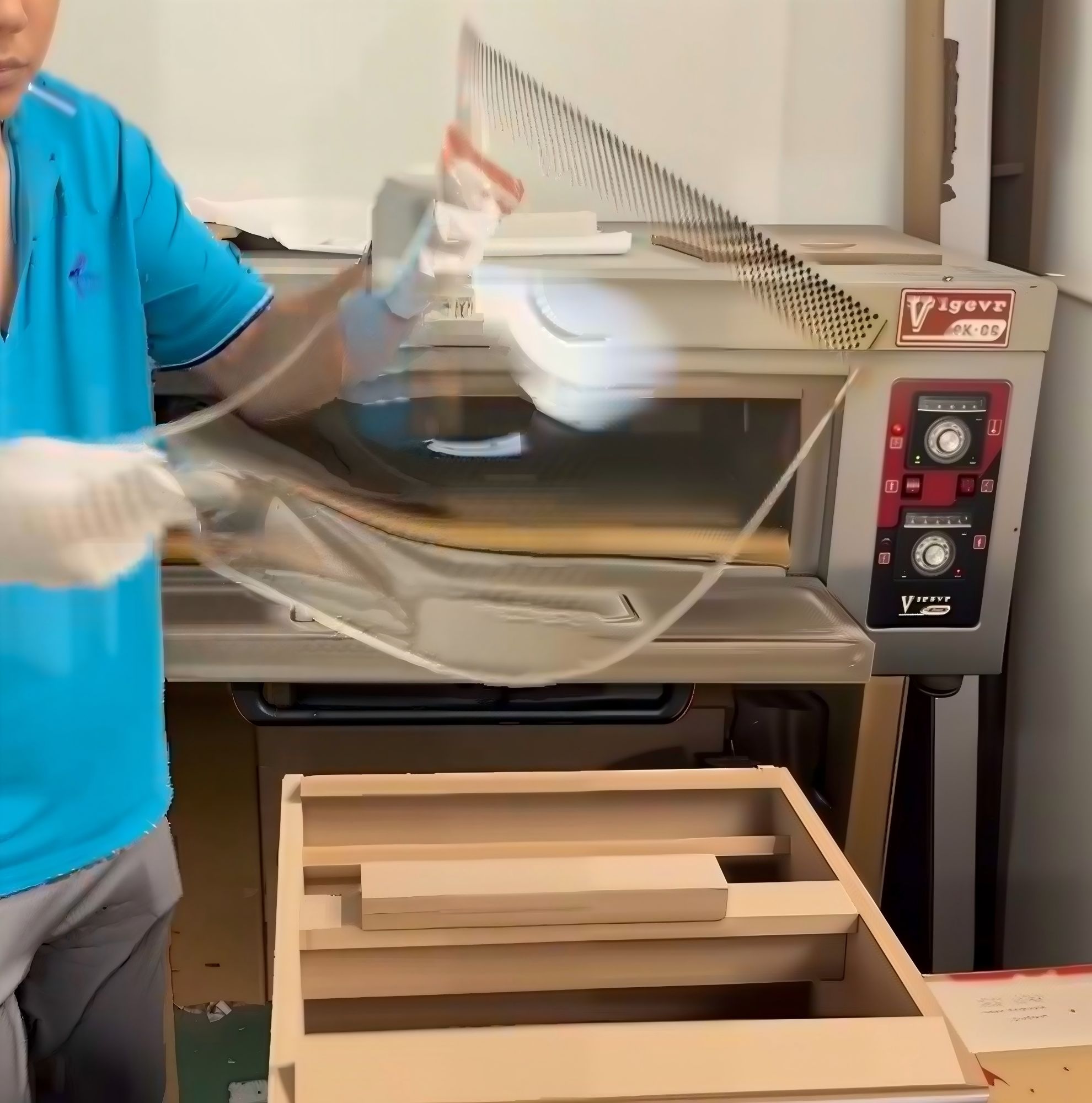 Acrylic Hot Bending: Temperature Control Tips for Smooth, Bubble-Free Bends — image 3